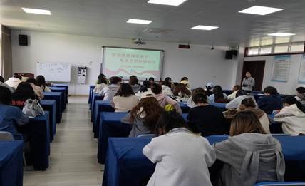 585f8301116bd4c68bb95195de05a7ce